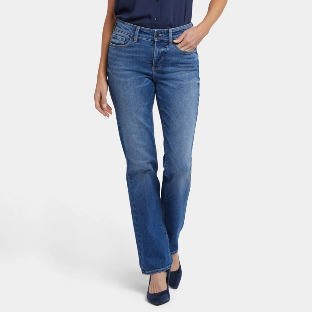 NYDJ Light Wash Denim Marilyn Jeans. Size 10 fits 12. Like new condition.